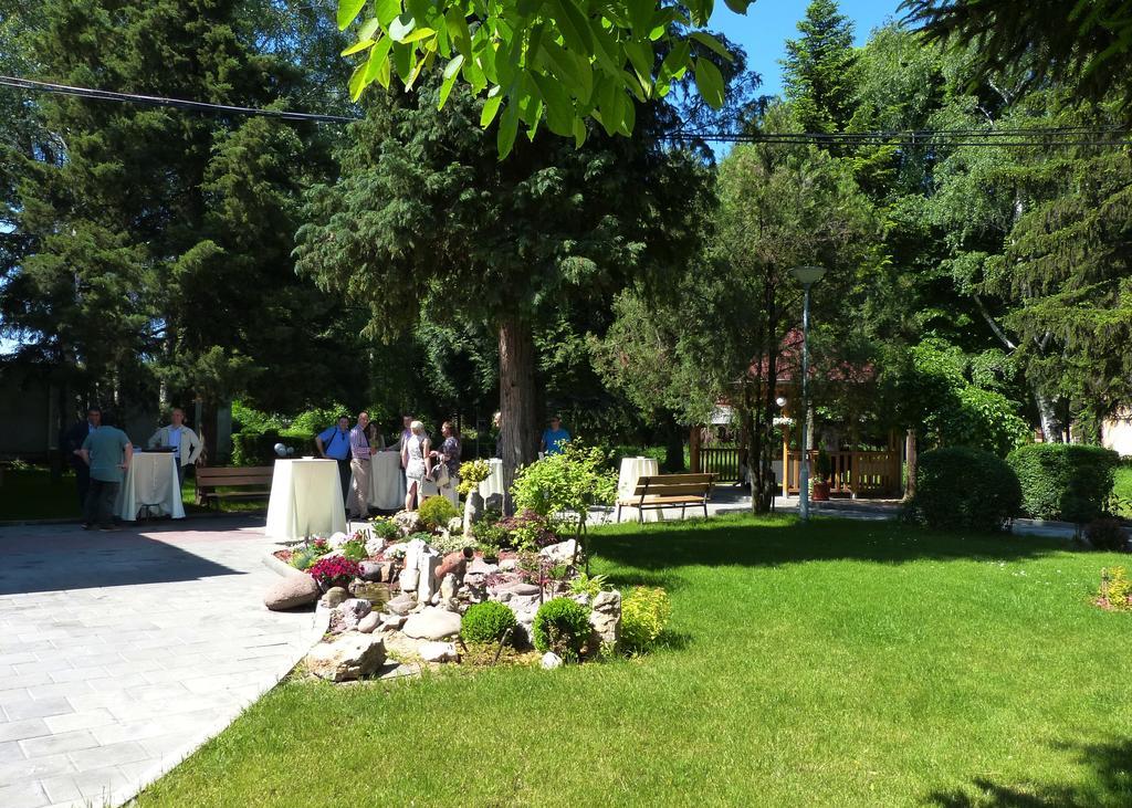 Prenociste Gazela Bed & Breakfast Pirot Eksteriør bilde