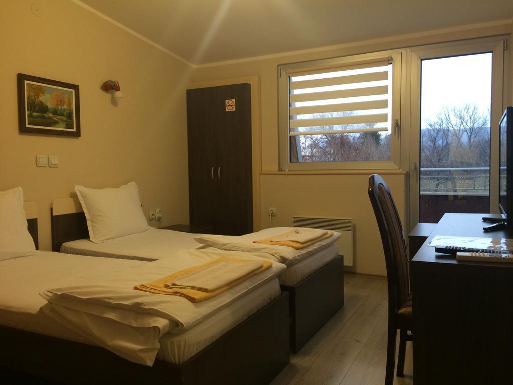 Prenociste Gazela Bed & Breakfast Pirot Rom bilde